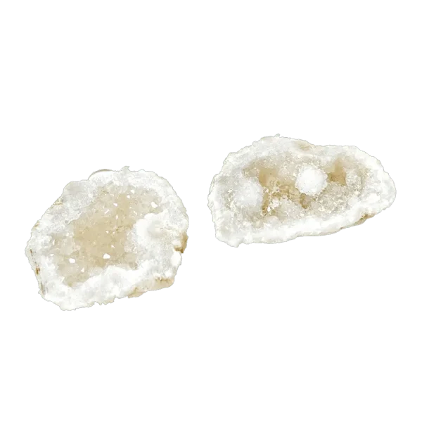 圓型晶洞（左邊）