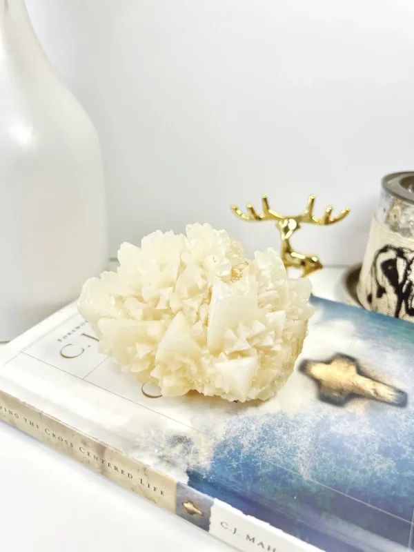 白水晶晶簇礦石